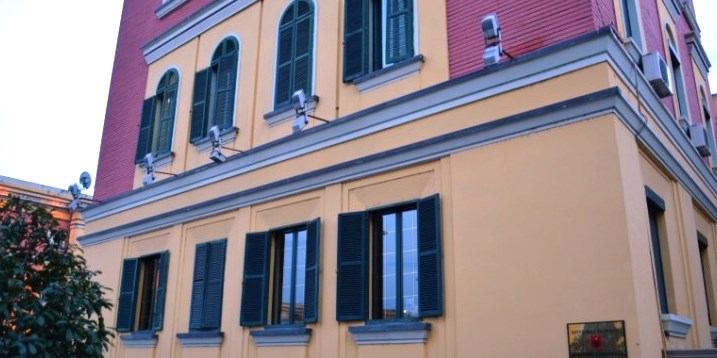 Financat analizojne ekonomine me 2017, rritja do te udhehiqet nga ndertimi dhe sherbimet